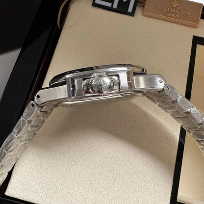 Patek Philippe Nautilus Black